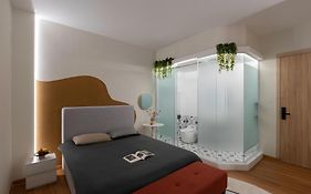 Zeus Living - City Central